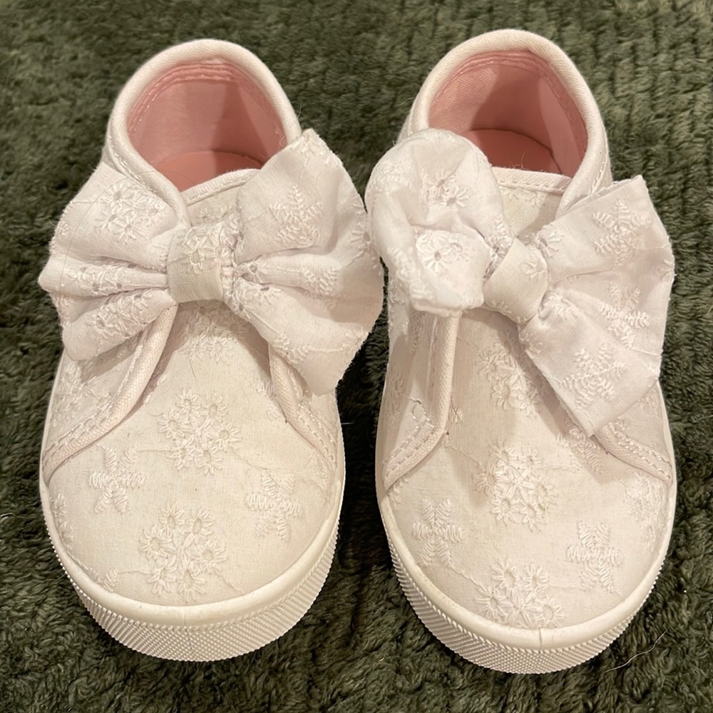 Osh Kosh Toddler 8 Slip On Shoes